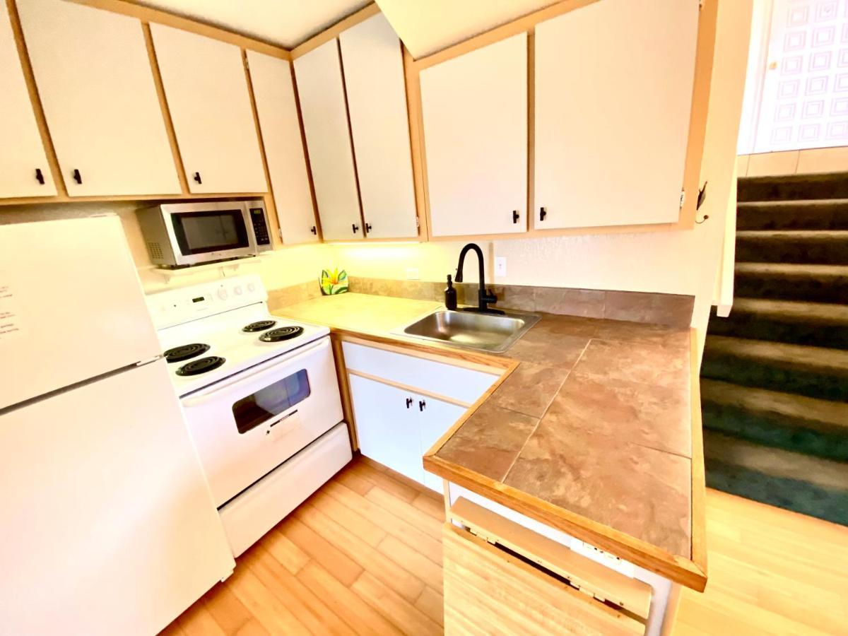 Charming 1 Bedroom Beach Condo Prime Location Great Value Pahala Extérieur photo