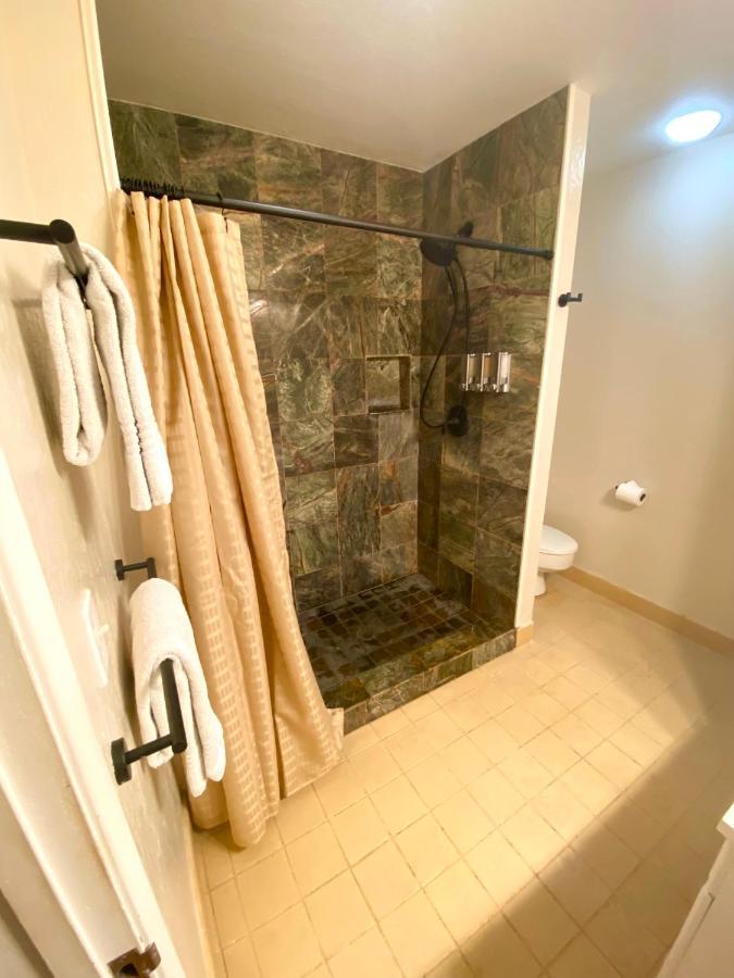Charming 1 Bedroom Beach Condo Prime Location Great Value Pahala Extérieur photo